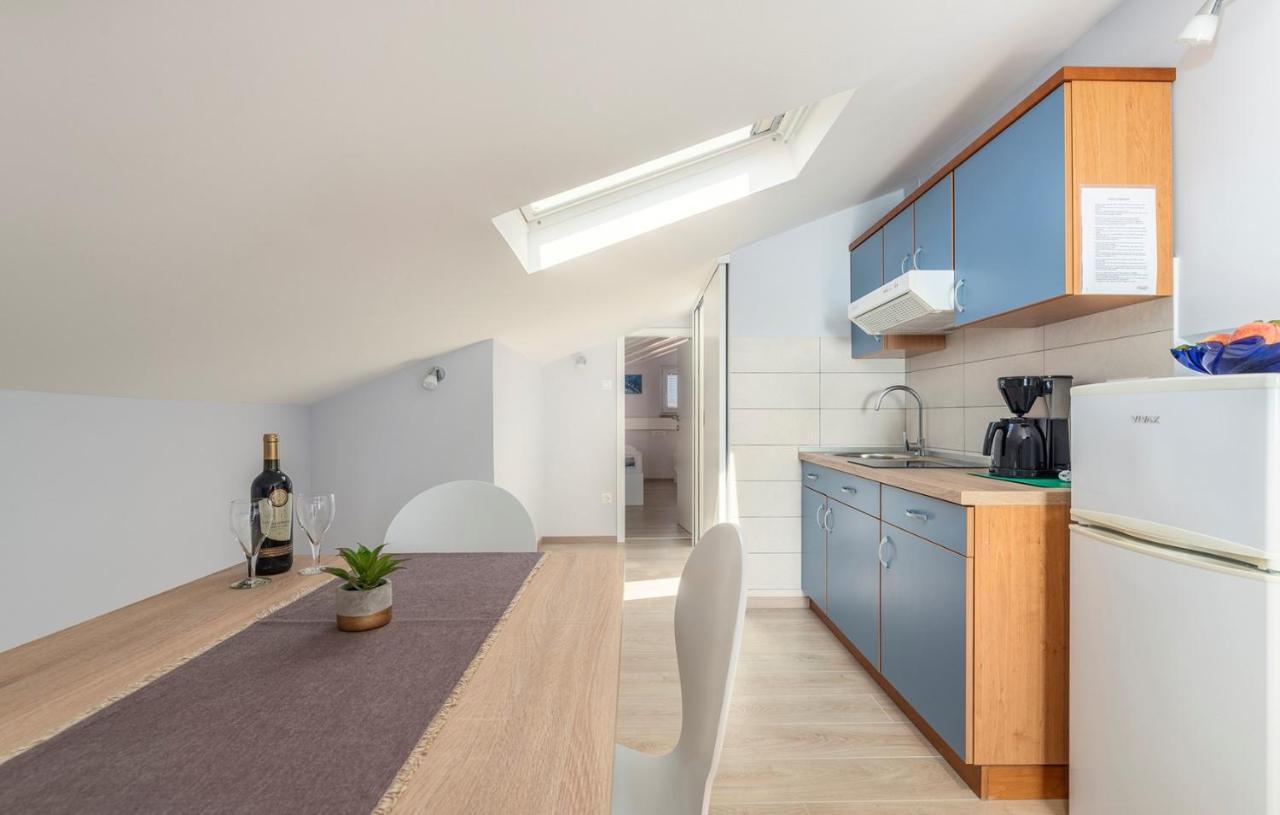 Apartment Vilma Funtana Luaran gambar