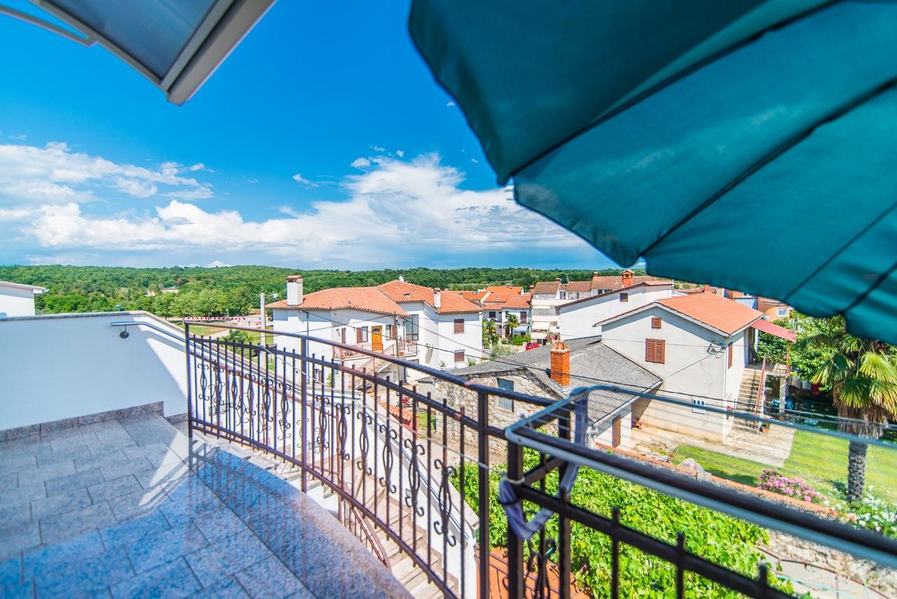 Apartment Vilma Funtana Luaran gambar